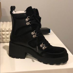 Thick soled ankle boots from Zara